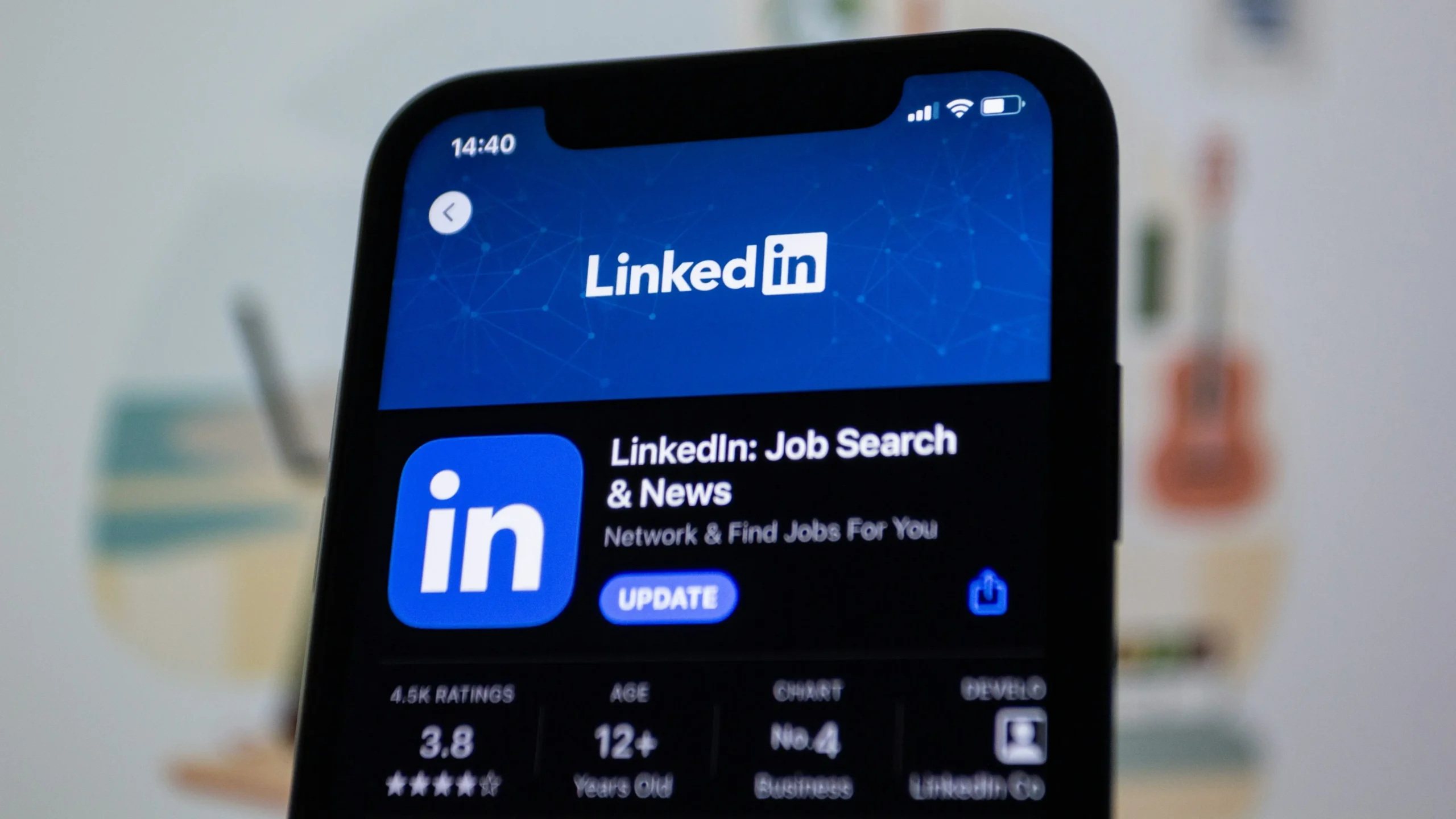 Scams on LinkedIn: How to Identify the 8 Most Common